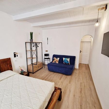 Domo Irma Apartment Alghero Bagian luar foto